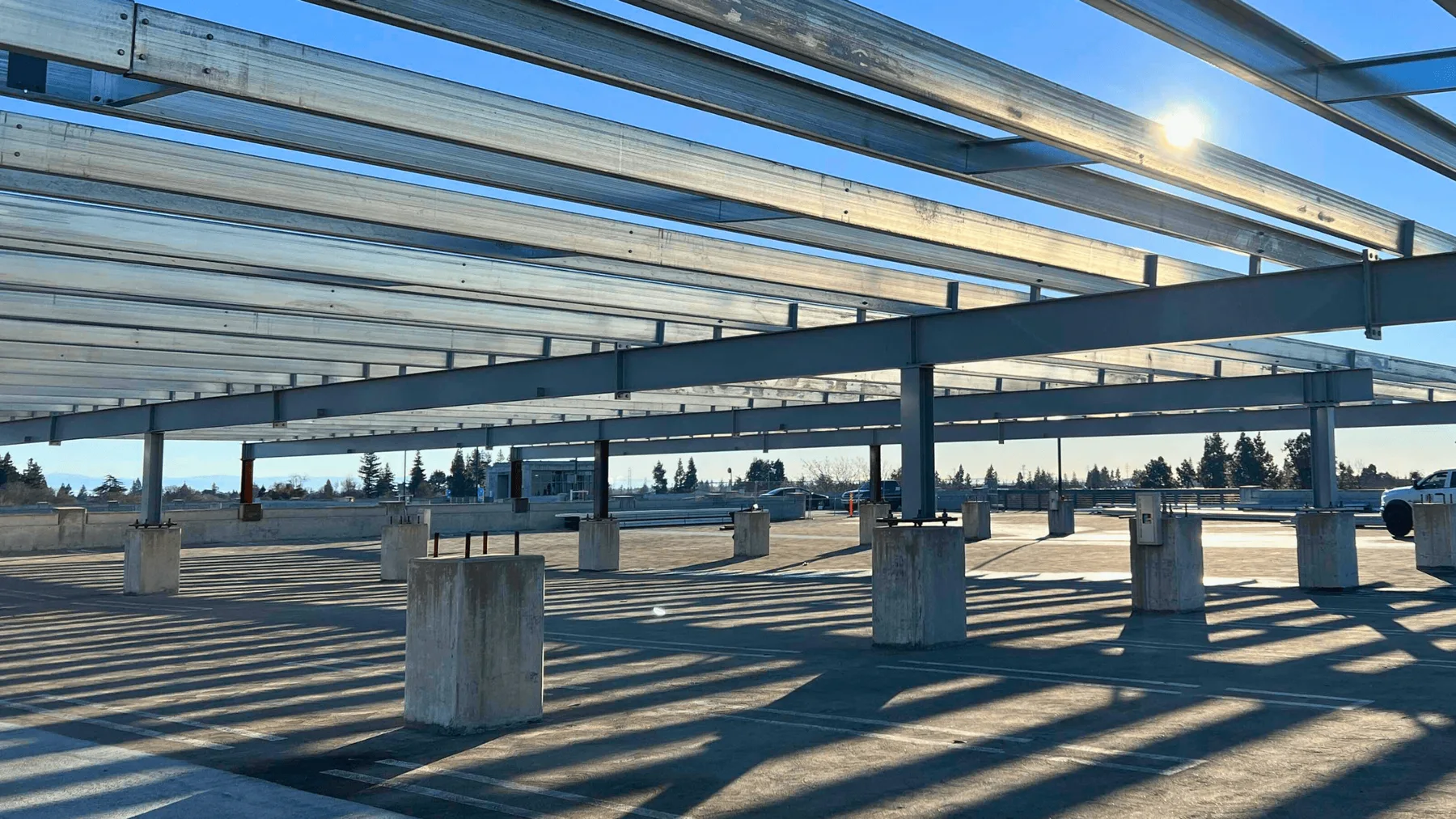 CSU Sacramento: solar parking garage