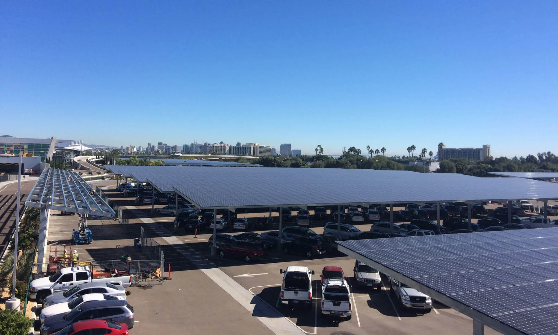 San Diego International Airport: solar photovoltaic carports