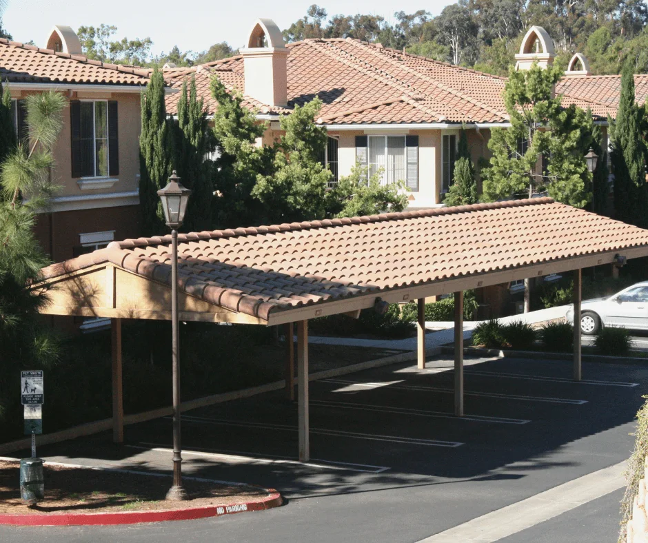 Monarch Shadowridge Apartments: non-solar carports